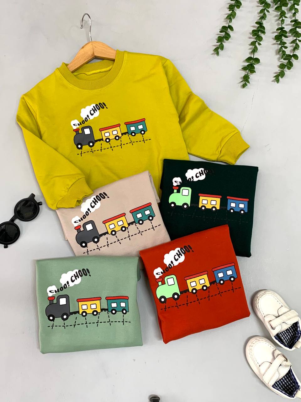 بلوز بچه گانه پسرانه طرح قطار اقتصادی